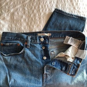 Levi’s Wedgie fit size 30